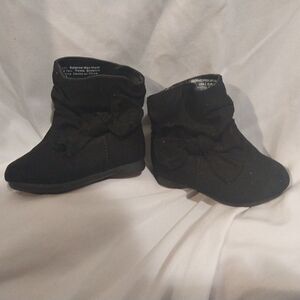 GARANIMALS  CASUAL BOOTS SIZE 2 BLACK WITH BOW